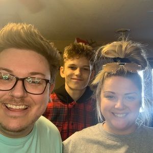 Meet your Posher, Cody